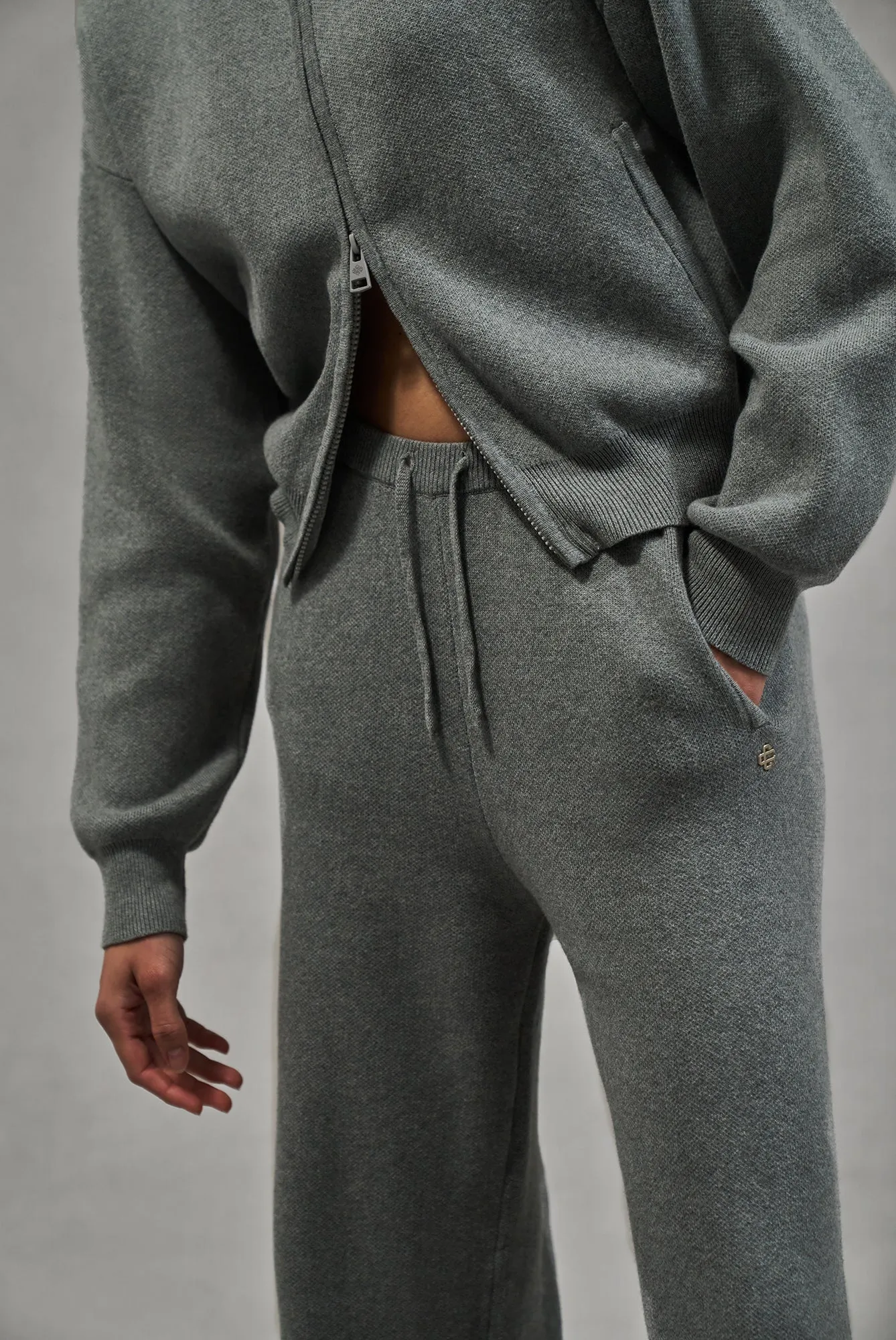 KNITTED RELAXED JOGGERS - GREY MARL
