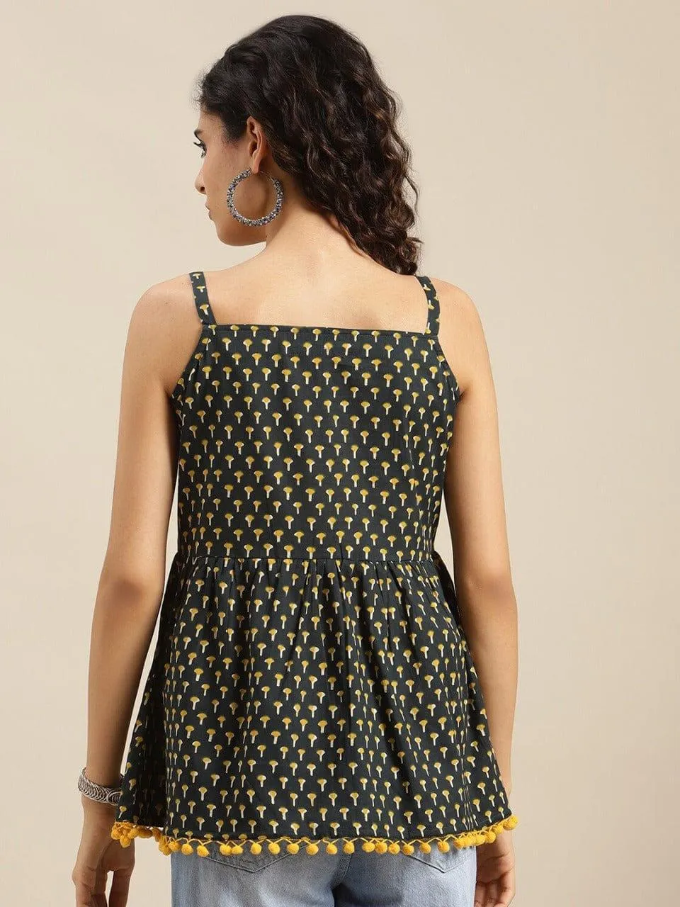 KSUT Black Geometric Print Top