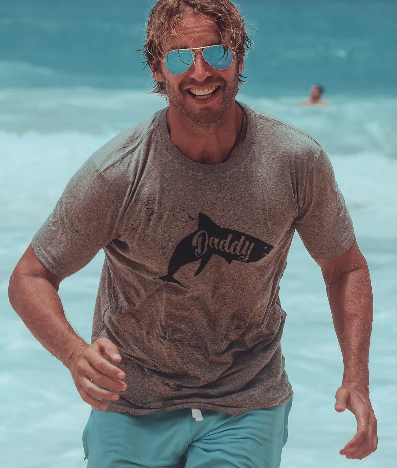 Mens Daddy Shark T Shirt Cute Funny Family Cool Best Dad Vacation Tee for Guys