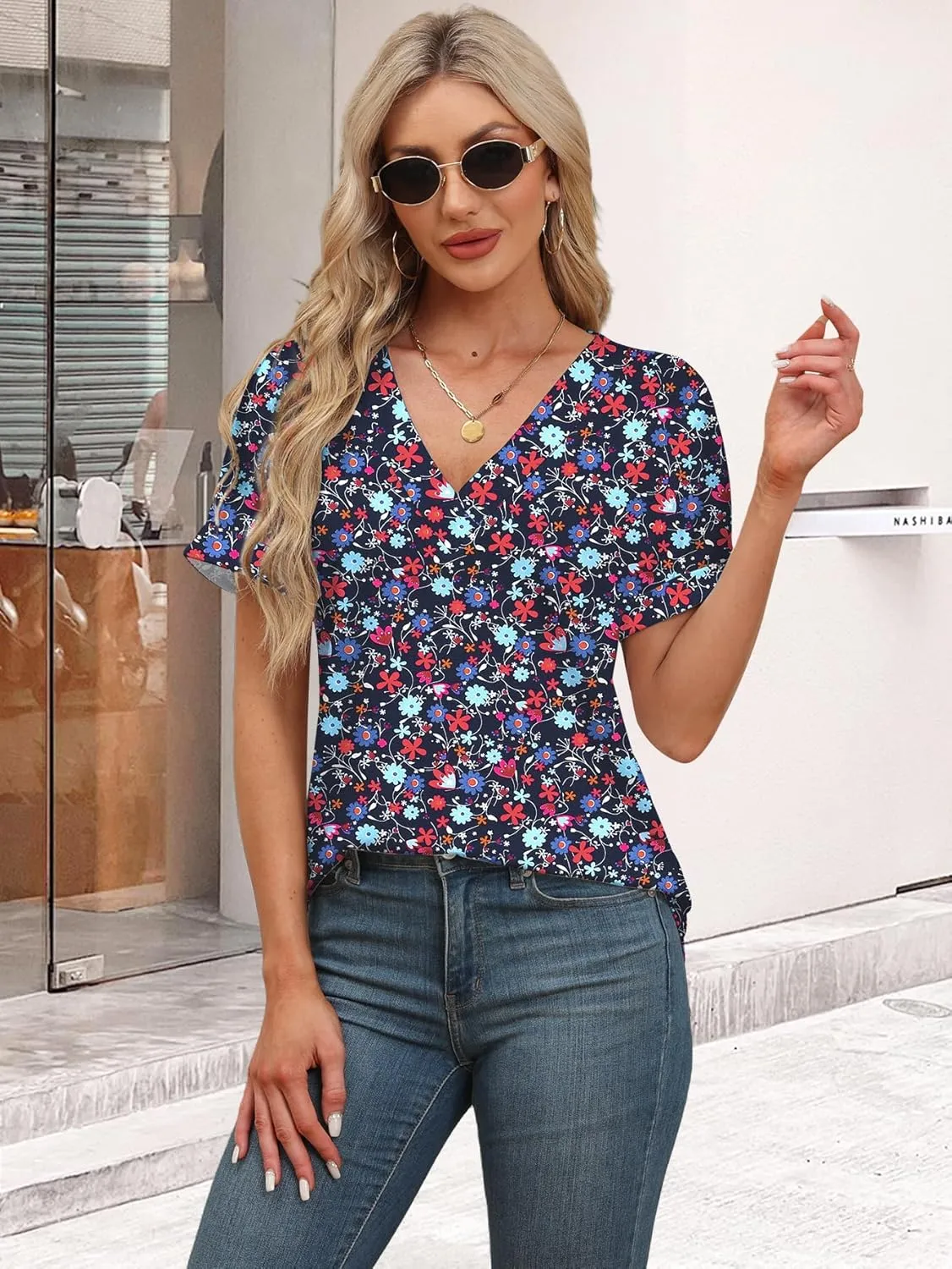 T Shirts Short Sleeve V Neck Tees Womens Tops Beach Vacation Fashion Clothes 2025 Casual Summer Spring Outfits